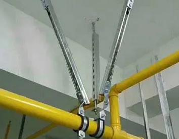 闸阀支撑架的质量要求。价格决定了爱辉抗震支撑框架的质量。